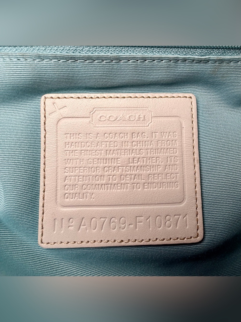 Coach Signature White Floral Bee Duffle Crossbody Bag No. A0769-F10871 - Picture 11 of 11